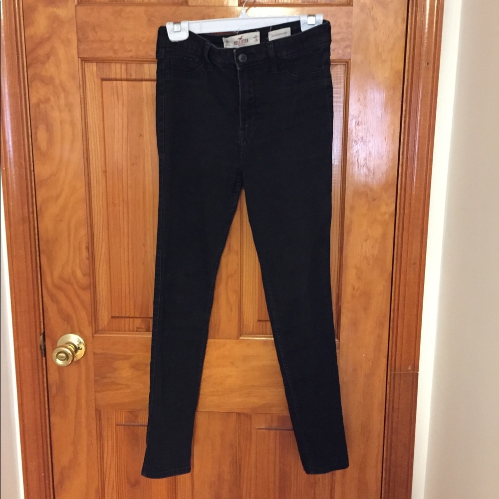 Hollister High Rise Black Skinny Jeans